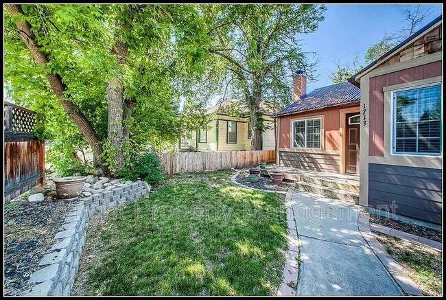 Building Photo - 1713 W Boise Ave