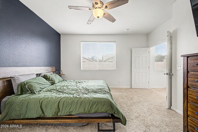 Building Photo - 3514 E Cowboy Cove Trail