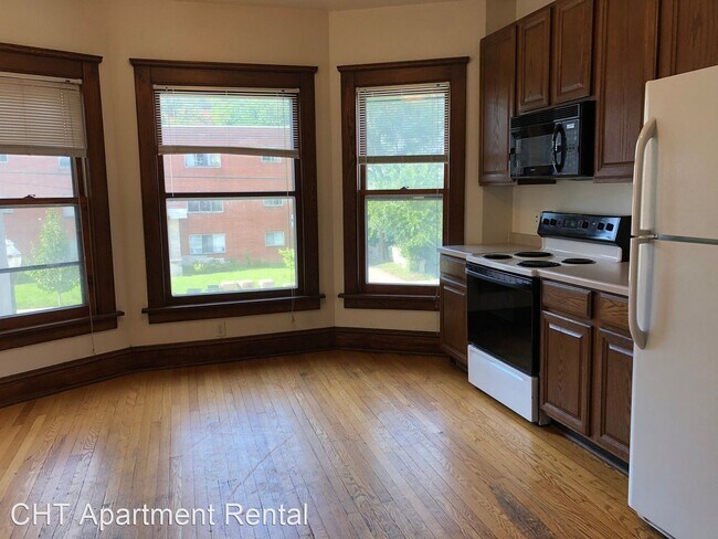 Primary Photo - 4 br, 1 bath Apartment - 639 E. Johnson St.