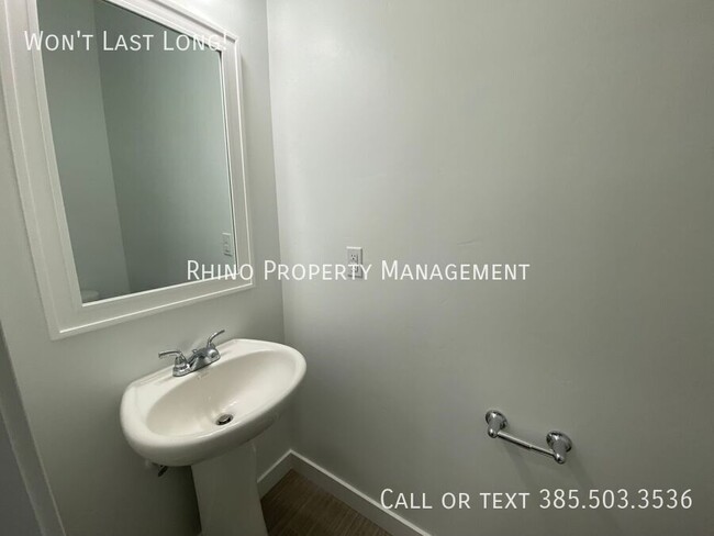 Building Photo - 4254 Bromwell Ct