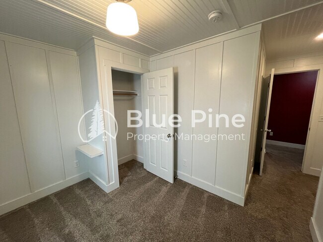 Building Photo - 157 Leesburg Ln
