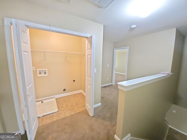 Building Photo - 1098 Mcconaughy Ct