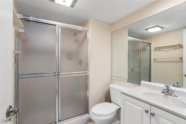 Building Photo - 537 Lake Louise Cir