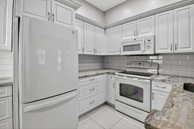 Building Photo - 5414 Venetia Ct