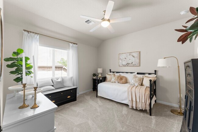 Building Photo - 72 Twin Ponds Pl