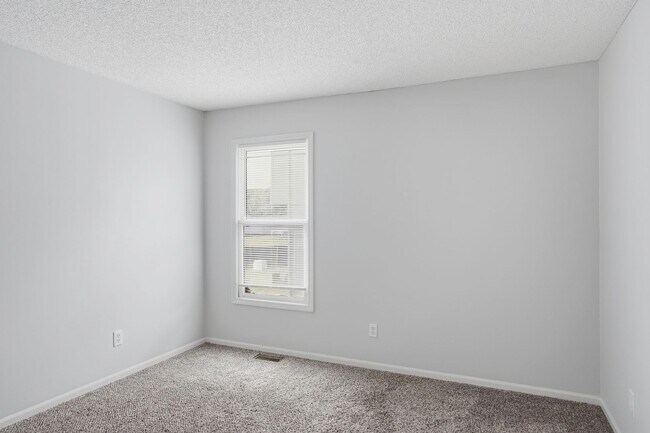 Building Photo - 14241 W 128th St