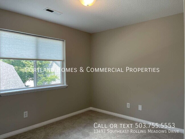Building Photo - 13493 SE Rolling Meadows Dr