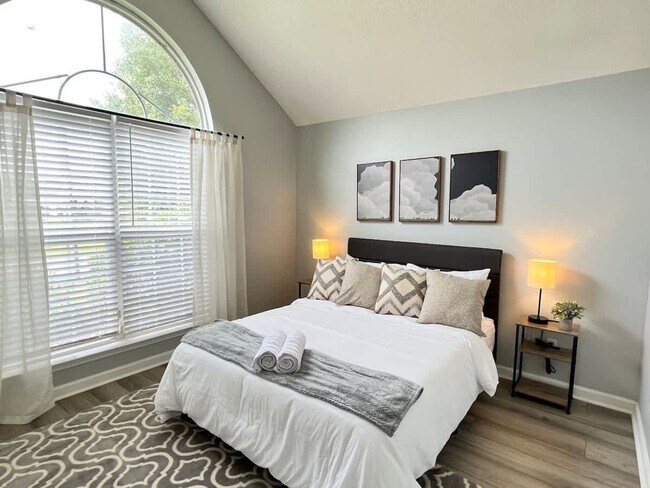 Building Photo - 182 Aquinnah Dr