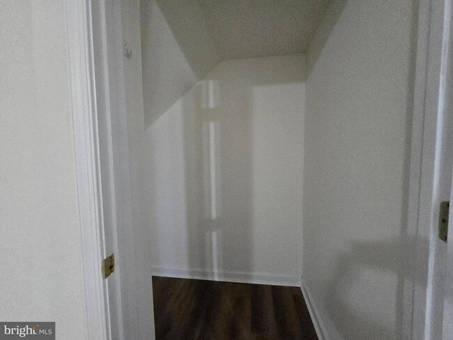 Building Photo - 116 Lowber St