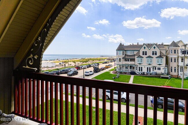 Building Photo - 6 Ocean Ave N