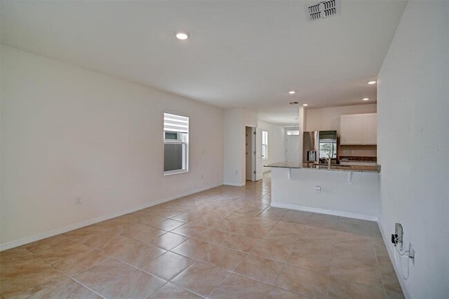 Building Photo - 2321 Tay Wes Dr