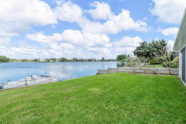 Building Photo - 1742 Harborside Cir