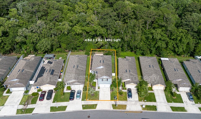 Building Photo - 7814 Meadow Walk Ln