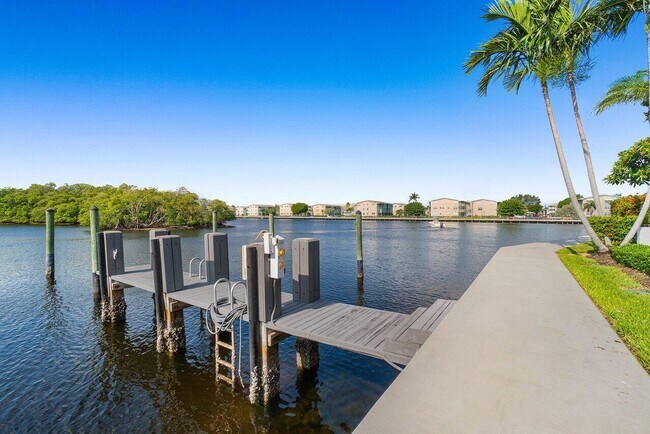 Building Photo - 6110 N Ocean Blvd