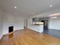 Building Photo - 2167 40th Ave