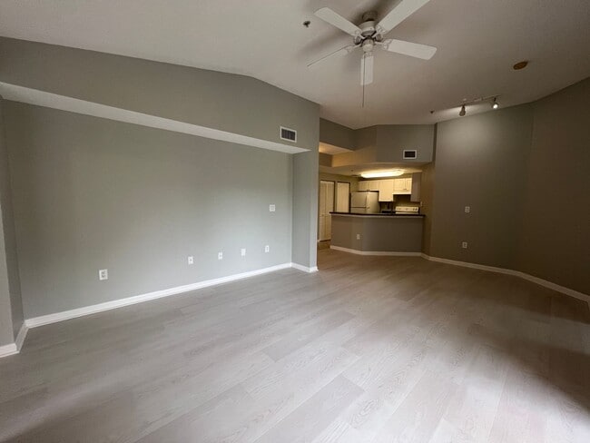 Building Photo - Fairways Condo in Vero Beach
