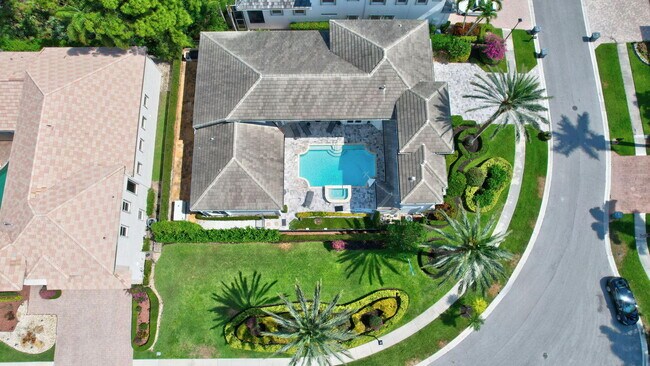 Building Photo - 6766 Royal Orchid Cir