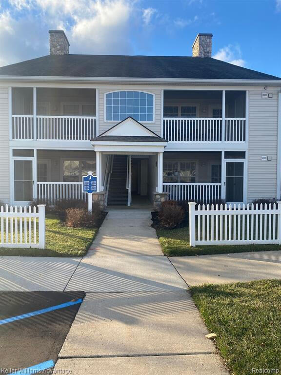 Building Photo - 2822 S Knightsbridge Cir