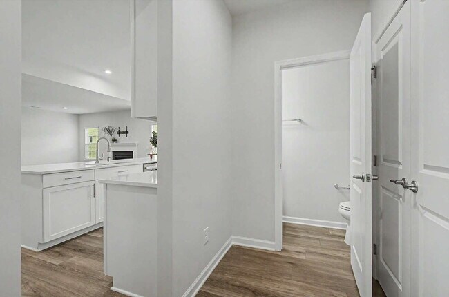 Building Photo - 4-Bed Dream Home in Desired Community in Wake Forest
