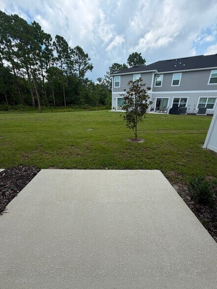 Building Photo - 16631 Luminary Lp