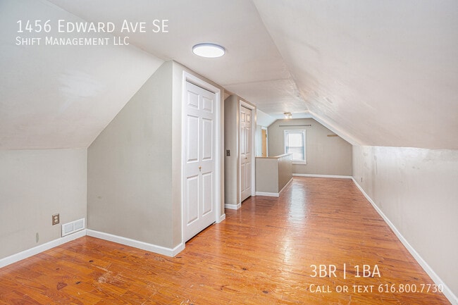 Building Photo - 1456 Edward Ave SE