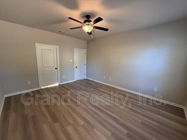 Building Photo - 4689 Sago Palm Cir