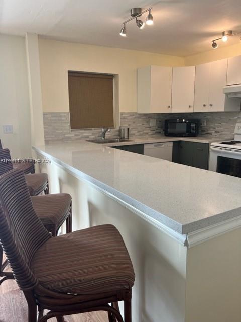 Building Photo - 7900 Tatum Waterway Dr