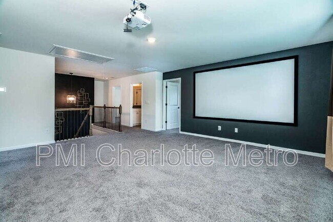 Building Photo - 5121 Ennisworth Ln