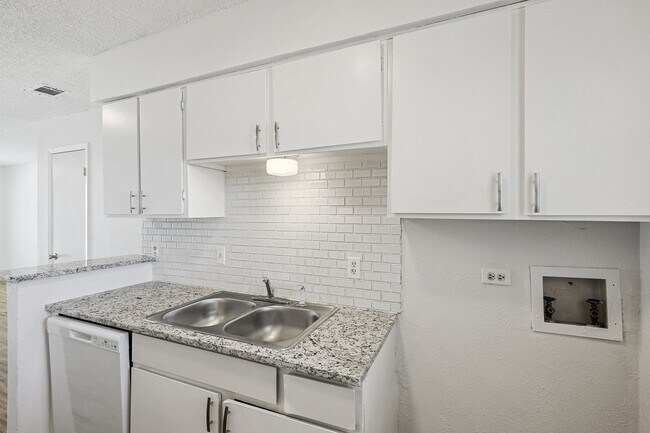 Building Photo - Fellowship Apartments