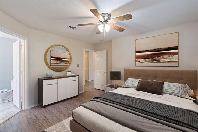 Building Photo - 7704 Plateau Cove