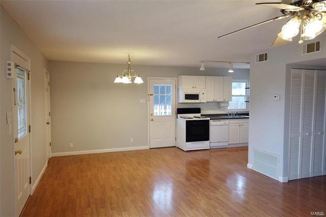 Building Photo - 11120 Whitehall Manor Dr