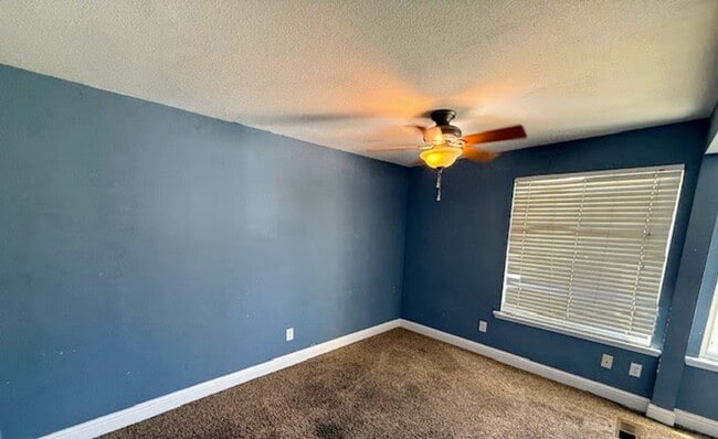 Building Photo - 62 Condor Cir