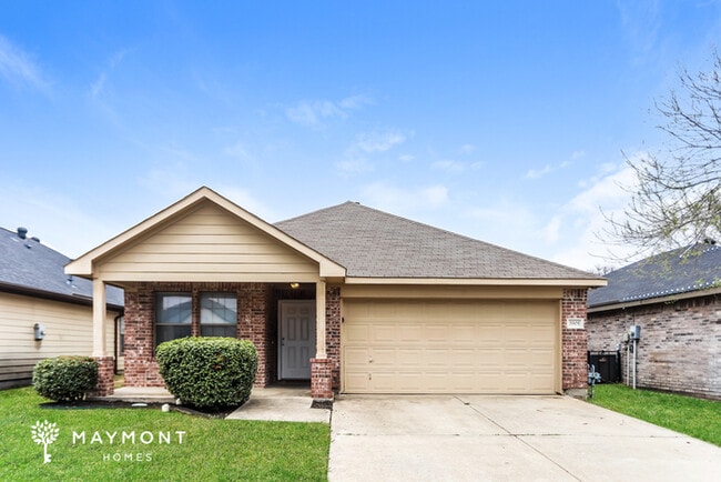 Building Photo - 3905 Saddleback Dr