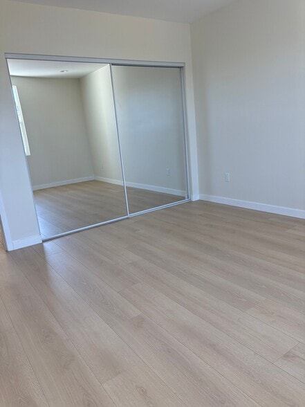 Building Photo - 11911 Stagg St