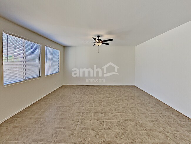 Building Photo - 3453 N Almar