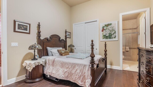 Building Photo - 17384 Vistancia Cir