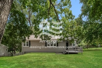 Building Photo - 4425 S Cottage Ave