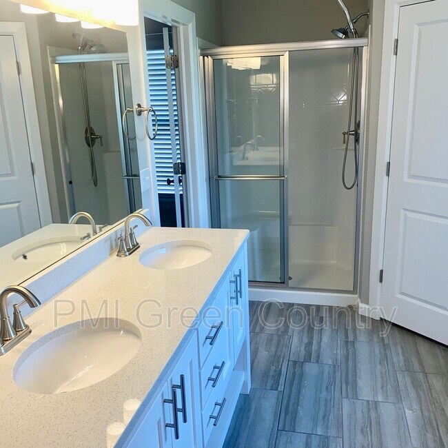 Building Photo - 21025 E 40th Pl S