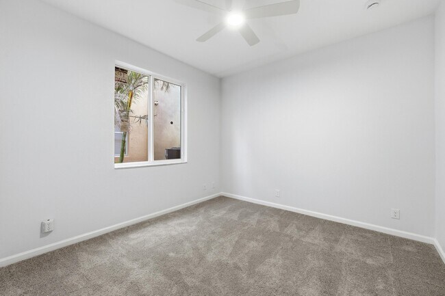 Building Photo - 5601 Spanish River Rd