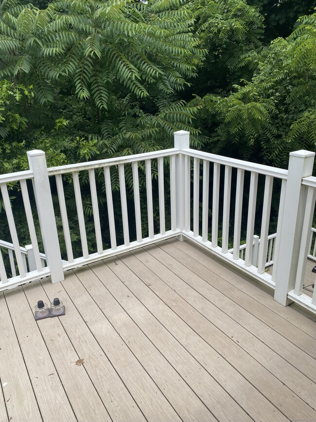 Building Photo - 161 Sleeping Giant Dr