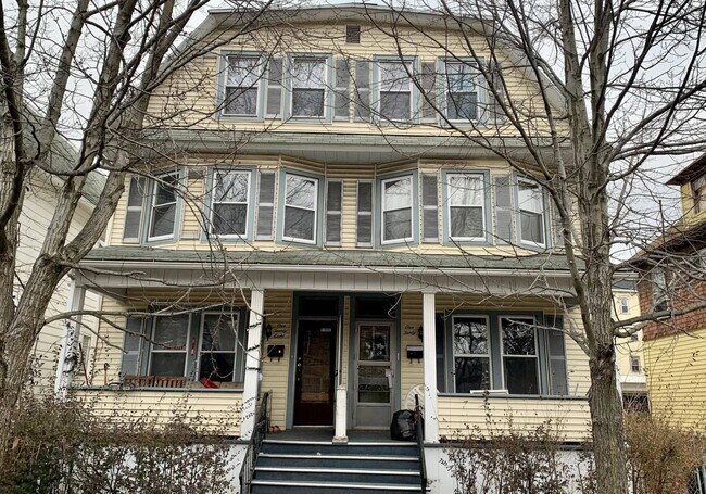 Primary Photo - 130 Wyoming St