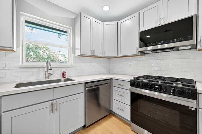 Building Photo - 2019 Spillers Ln