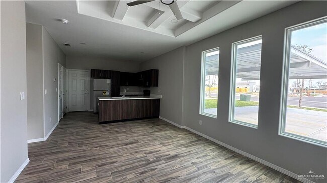 Building Photo - 4116 La Vista Ave