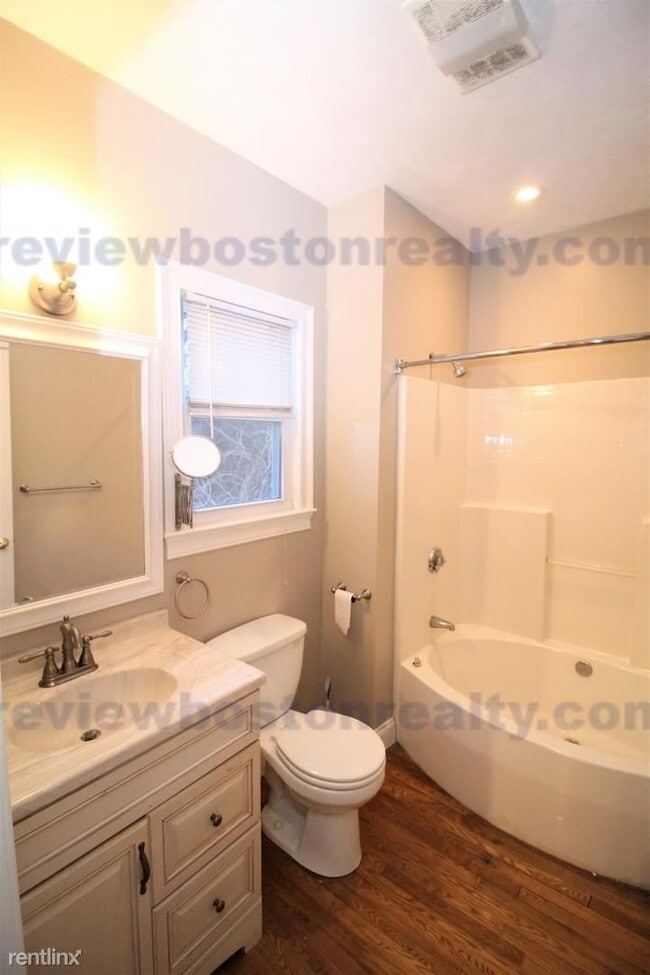 Building Photo - 67 Hopedale St