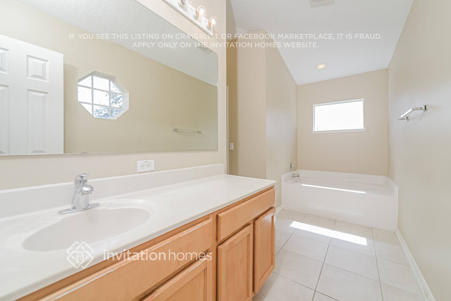 Building Photo - 1112 Imperial Eagle St