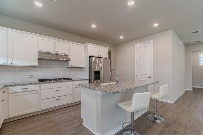 Building Photo - 127 Roaming Rock Trl