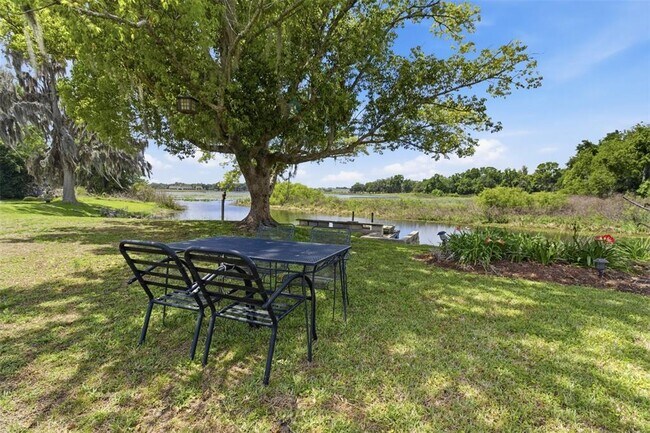 Building Photo - 36740 Shore Dr