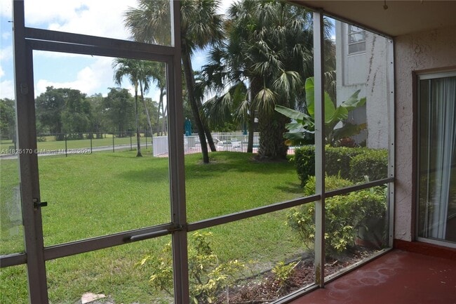 Building Photo - 8000 Lagos De Campo Blvd
