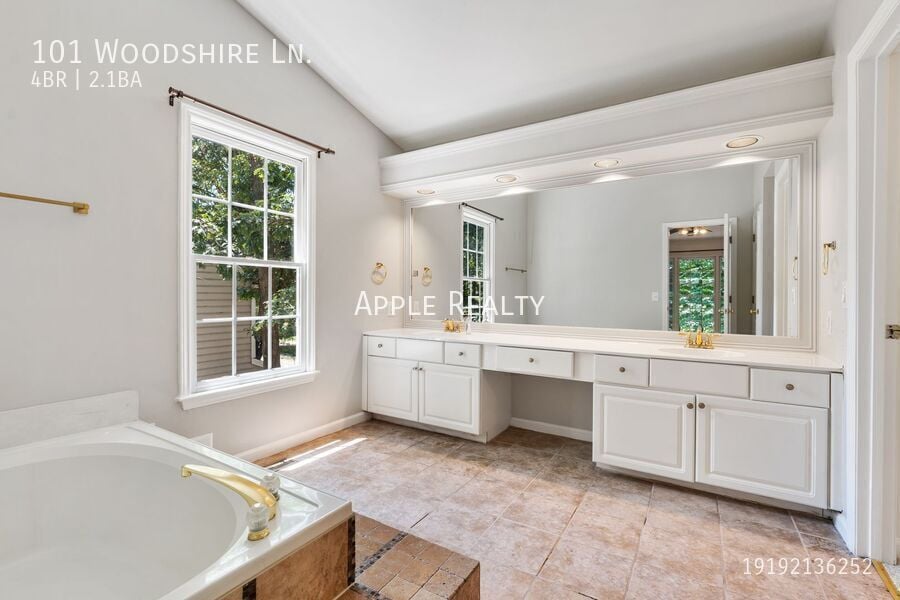 Building Photo - 101 Woodshire Ln