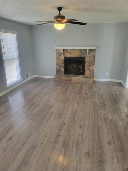 Building Photo - 2640 Bluffton Rd